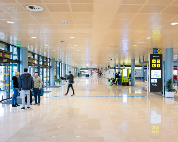 Terminales Interior-aeropuerto De Asturias