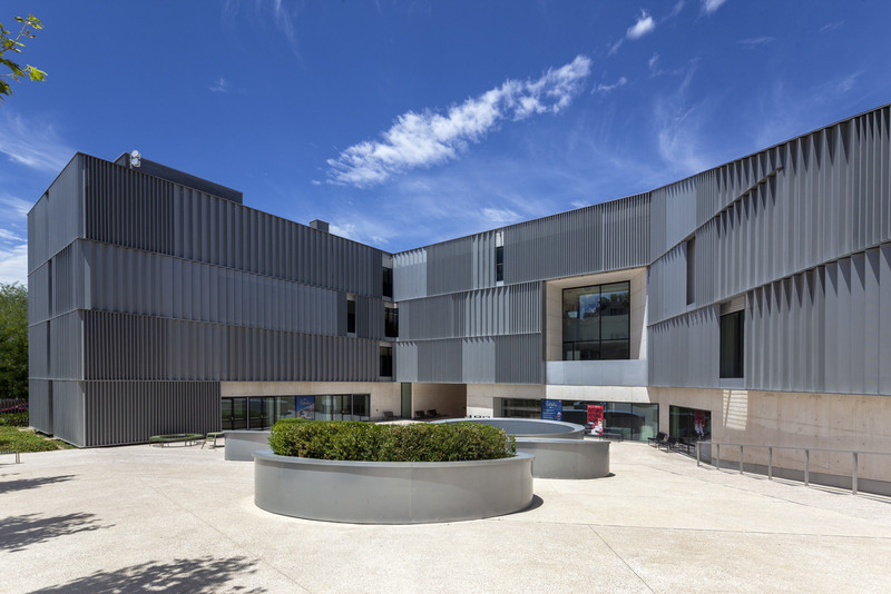 5. OFICINAS Y EDIFICIOS