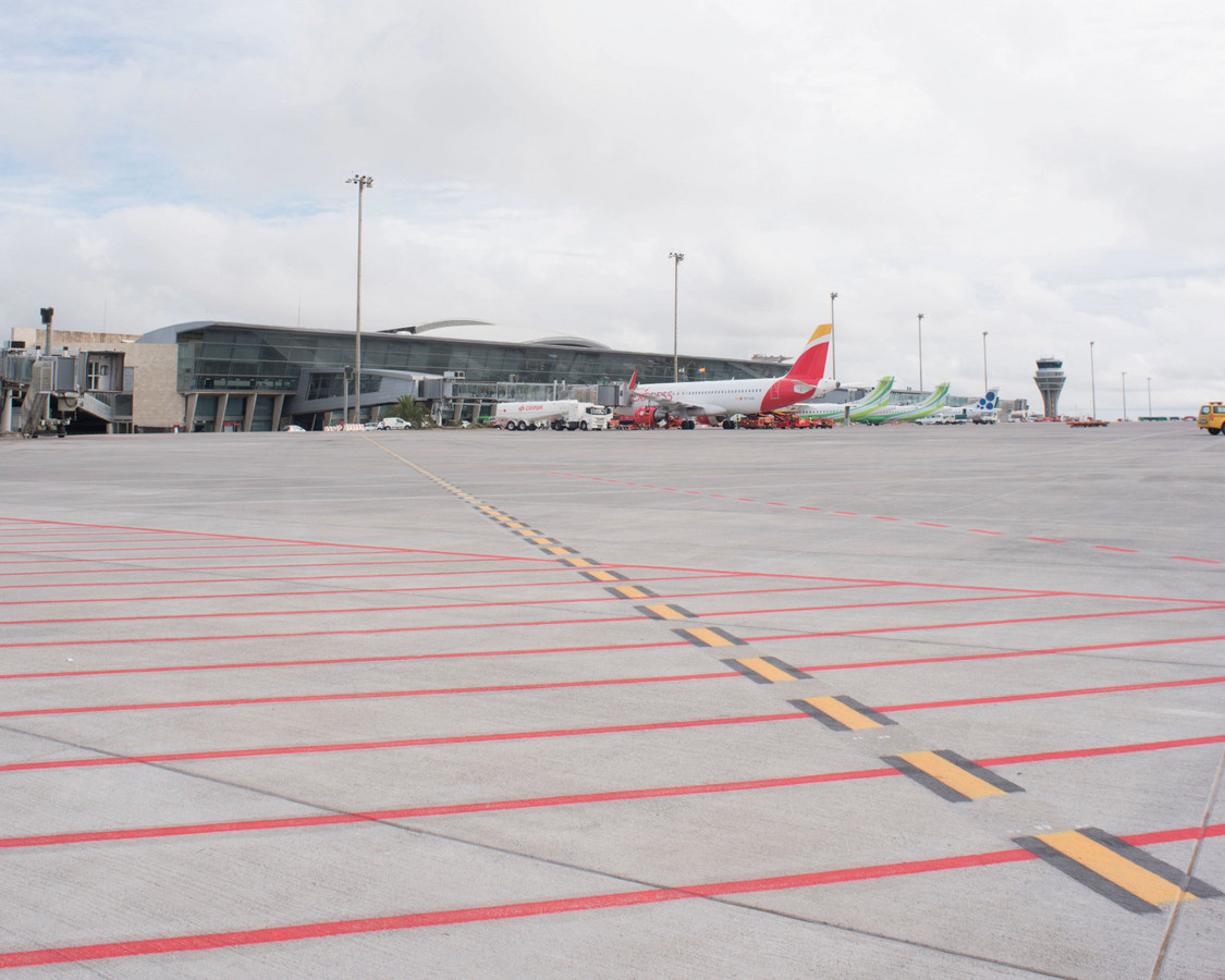 Aeropuerto Tenerife-Norte TFNS95169