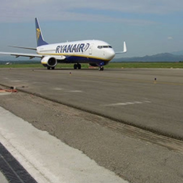 Aeroporto de Girona, Espanha