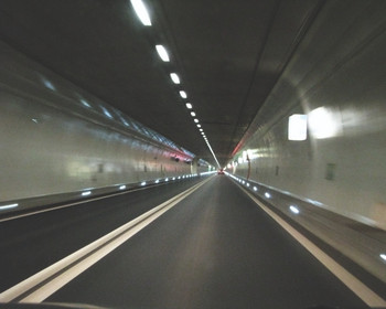 Tunnel Durchfahrt.JPG