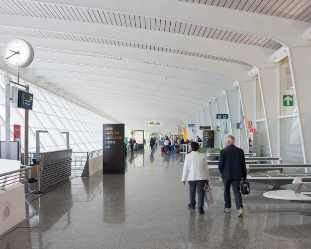 Terminales Interior-aeropuerto De Bilbao
