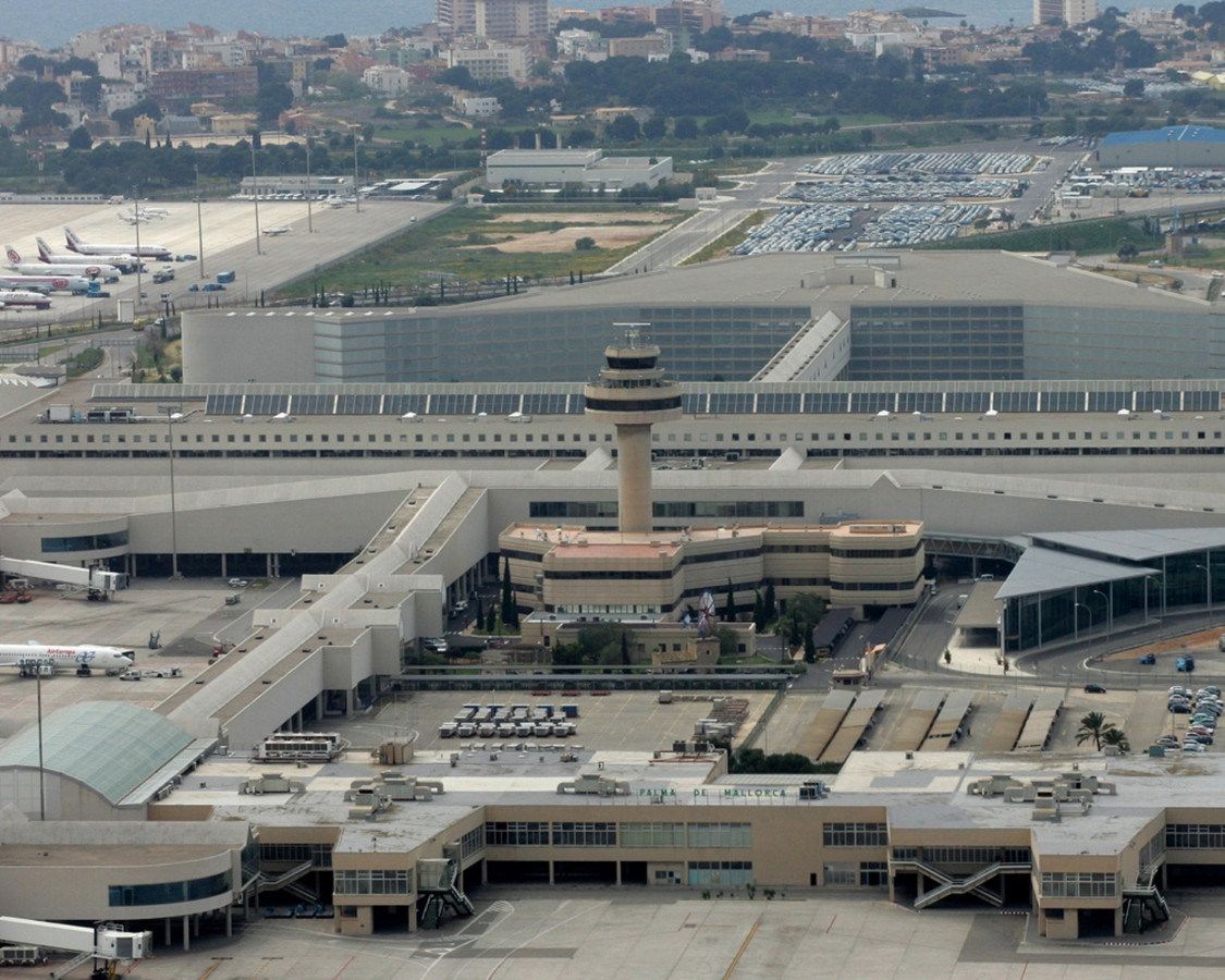 Terminal Exteriores-aeropuerto De Palma De Mallorca-1