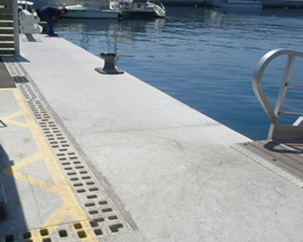 Port-blanes2