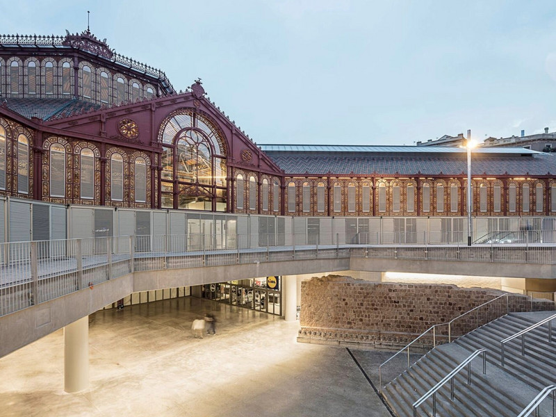 Mercado de Sant Antoni em Barcelona