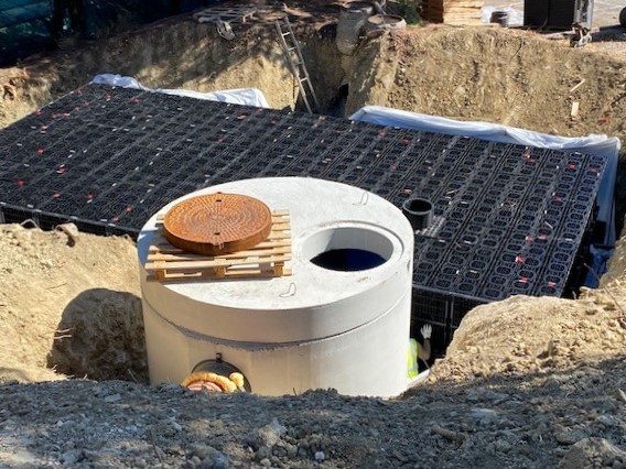 Gestão das águas pluviais e tratamento das águas residuais no Aeroporto Humberto Delgado