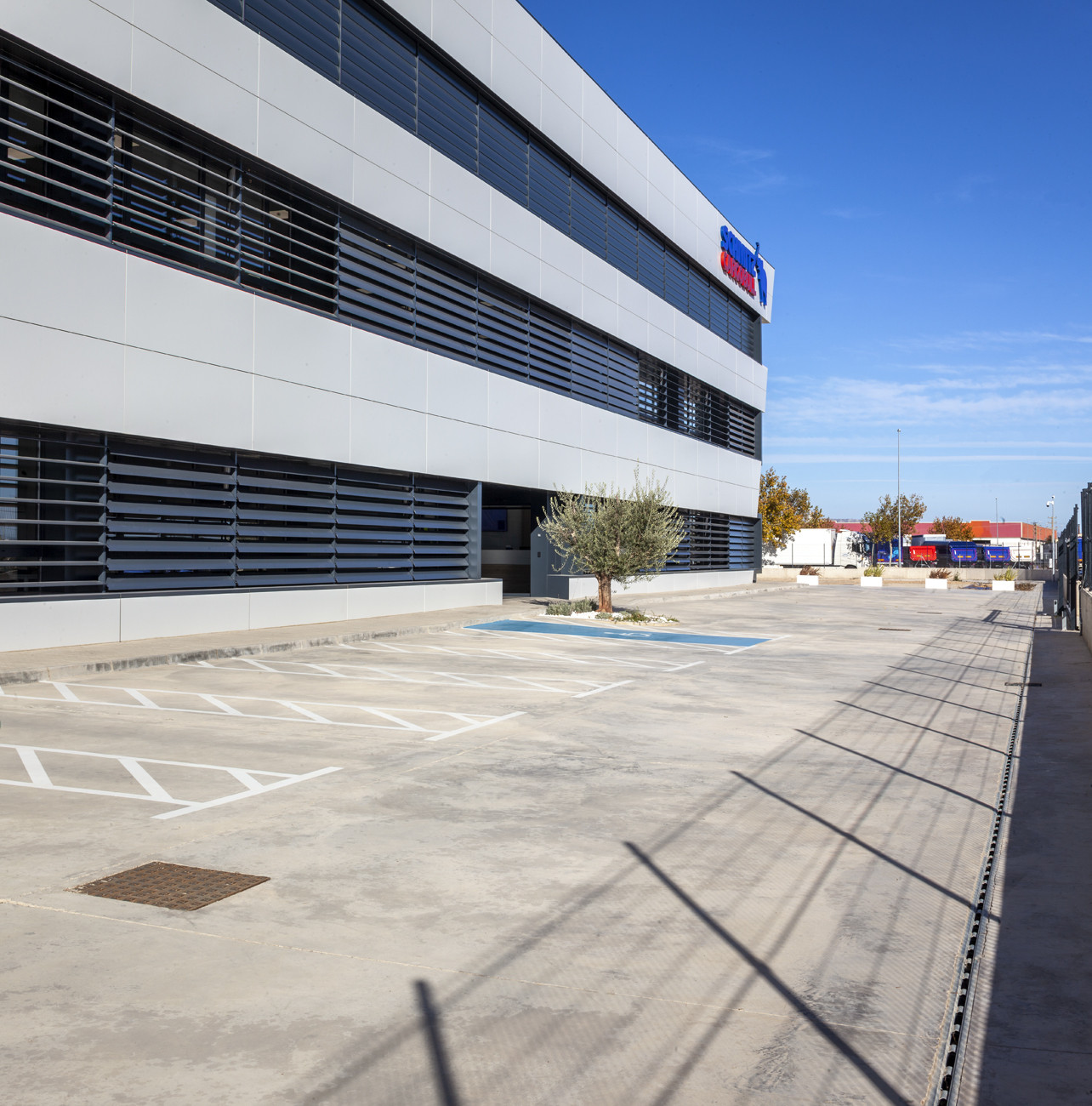 Schmitz Cargobull ACO - Schmitz Cargobull Figueruelas - 0001