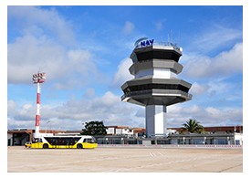 Canales de drenaje ACO en el Aeropuerto de Faro